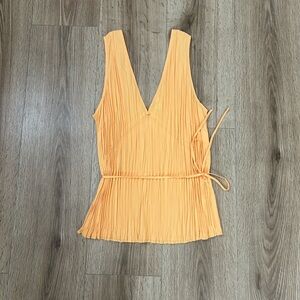 Vince Double V Pleated Tank Top with Tie. Size Small. NWOT!